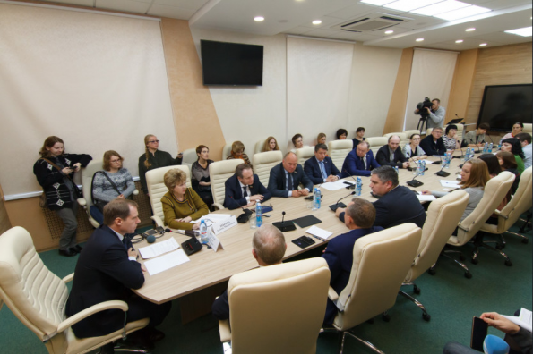 Делегация Совета Федерации оценила реализацию в Новосибирской области важнейших федеральных проектов и программ