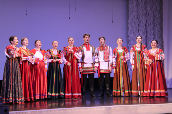 600 человек споют в честь Людмилы Зыкиной по нацпроекту