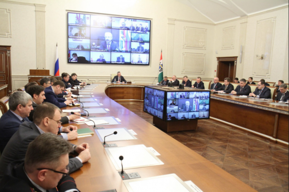 Губернатор Андрей Травников проконтролировал готовность региона к проведению турнира «Лыжня России-2019»