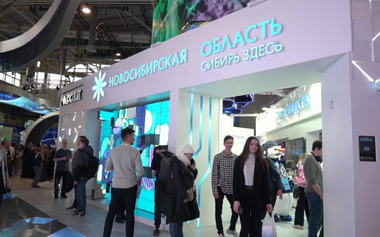 Сузунские арбузы и самая умная улица: посещаемость новосибирской экспозиции на ВДНХ достигла 100 тысяч человек в день