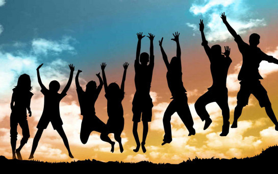 Развитие молодежных центров и повышение занятости: Губернатор Андрей Травников поручил активизировать работу с детьми