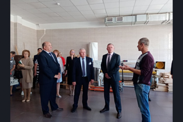 Цифровизация для бизнеса и производства: новые мастерские открылись в новосибирском колледже по нацпроекту