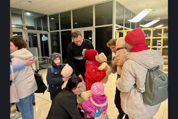 Еще 23 ребенка из ЛНР обрели новых родителей в Новосибирской области