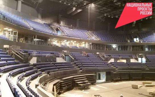 Хоккейные борта начали устанавливать на тренировочной арене ЛДС