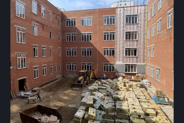 Кабинет радиомоделирования и студия школьного ТВ: в Новосибирске до конца года будет построена новая школа