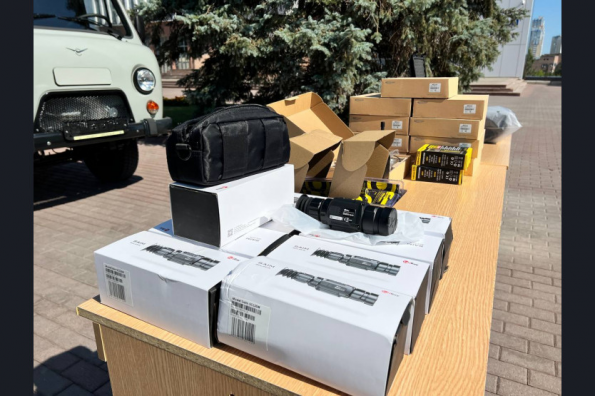 Рации, прицелы и квадрокоптеры переданы от региона новосибирскому подразделению в зону СВО