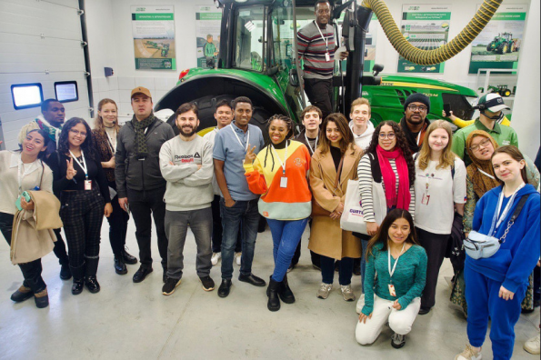 Студенты вузов региона представили собственные проекты на региональном фестивале «Действуй!»