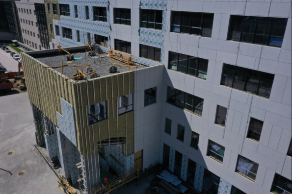 Корпус поточных аудиторий кампуса мирового уровня НГУ построен уже наполовину