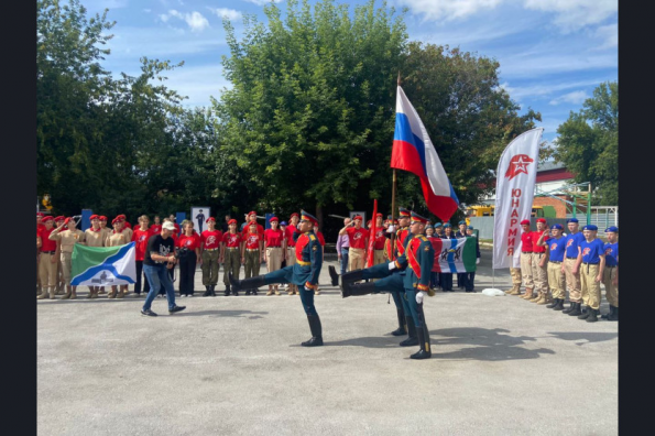 Первая военно-спортивная игра «Юнавиа» собрала в Новосибирской области 200 юнармейцев из разных регионов страны