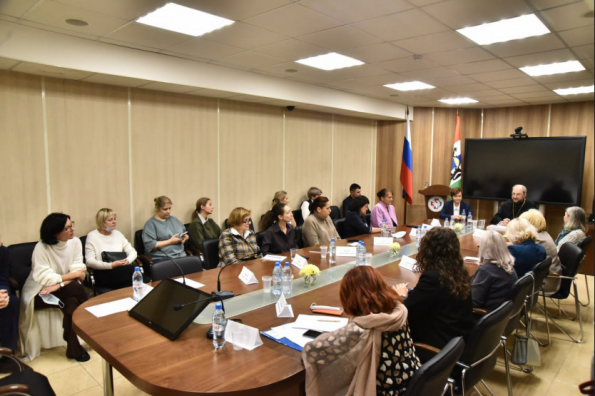 Правительство Новосибирской области и Фонд «Круг добра» будут укреплять сотрудничество для помощи тяжелобольным детям