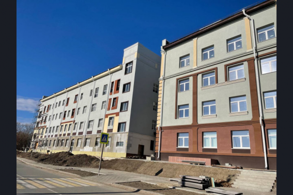 Новый уровень медицинской помощи: в Колывани достраиваются два корпуса больницы