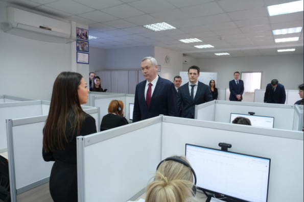 Единый контактный центр начал тестовую работу в Новосибирской области