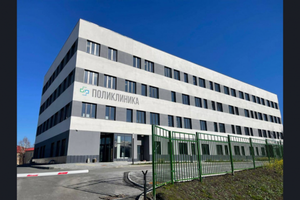 Для жителей Доволенского района досрочно построен новый корпус поликлиники по нацпроекту