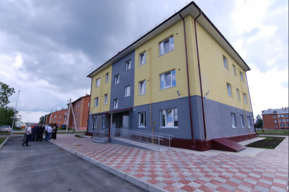 Андрей Травников призвал глав районов активнее стимулировать строительство жилья