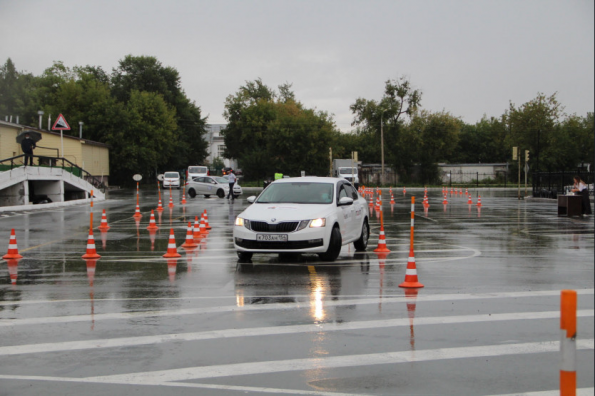 В Новосибирской области выбрали лучшего водителя такси